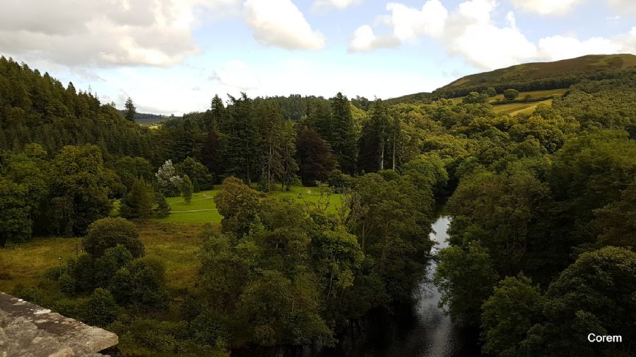 הסכר והאגם מלאכותי Lake Vrnwy
